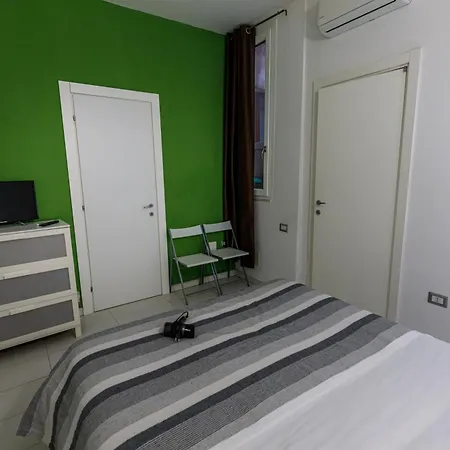 Onlyrooms Ii - Real Old Town 3* Cagliari