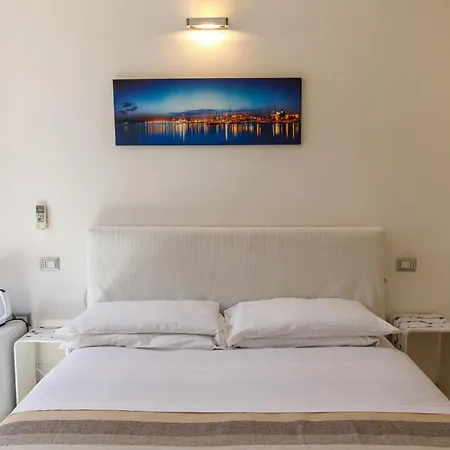 Onlyrooms Ii - Real Old Town 3*