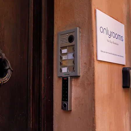 Onlyrooms Ii - Real Old Town Guest house