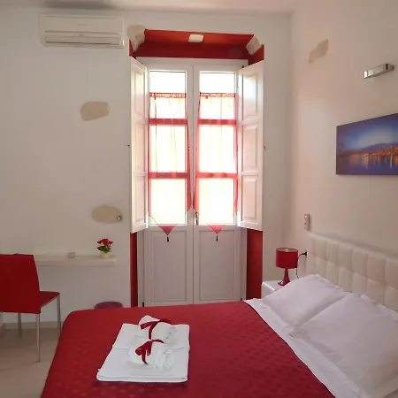 Onlyrooms Ii - Real Old Town 3*