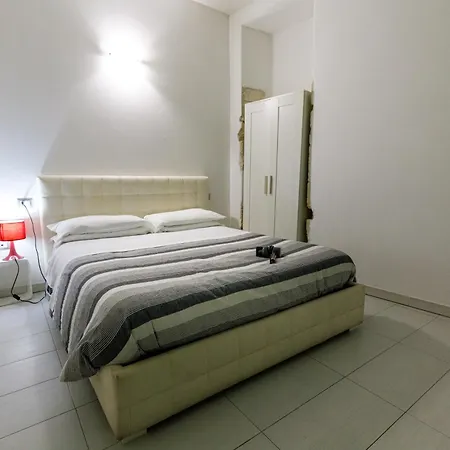 게스트하우스 Onlyrooms Ii - Real Old Town 칼리아리