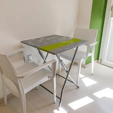 Onlyrooms Ii - Old Town & Typical Food Guest house *