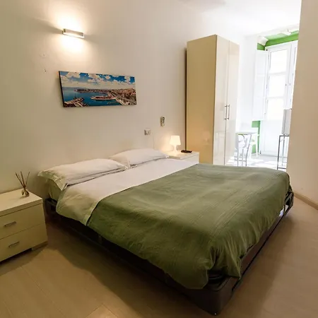 Onlyrooms Ii - Real Old Town بيت ضيافة كالياري