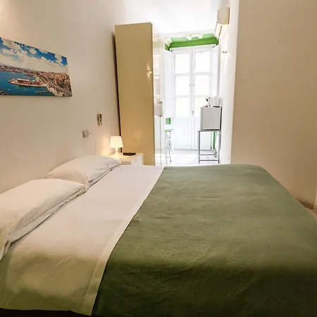 بيت ضيافة Onlyrooms Ii - Real Old Town كالياري