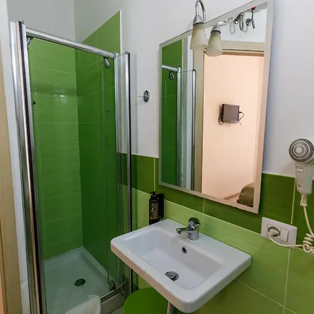 Onlyrooms Ii - Real Old Town 3*