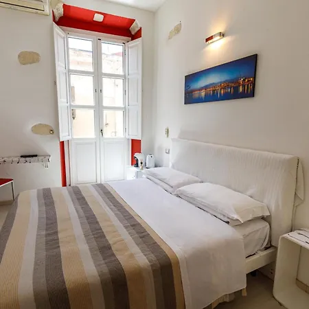 Onlyrooms Ii - Old Town & Typical Food Guest house Cagliari