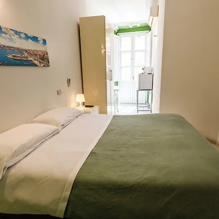 بيت ضيافة Onlyrooms Ii - Real Old Town