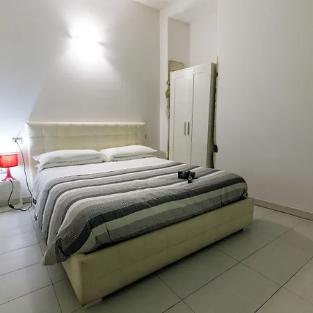 Гостевой дом Onlyrooms Ii - Real Old Town Кальяри