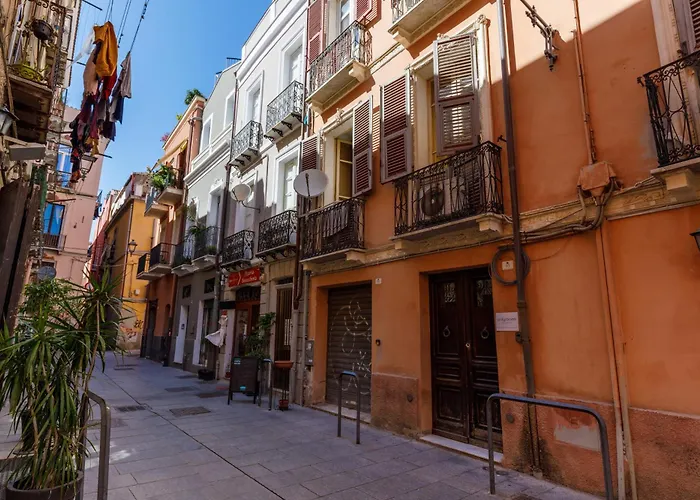 Onlyrooms Ii - Real Old Town ゲストハウス カリアリ